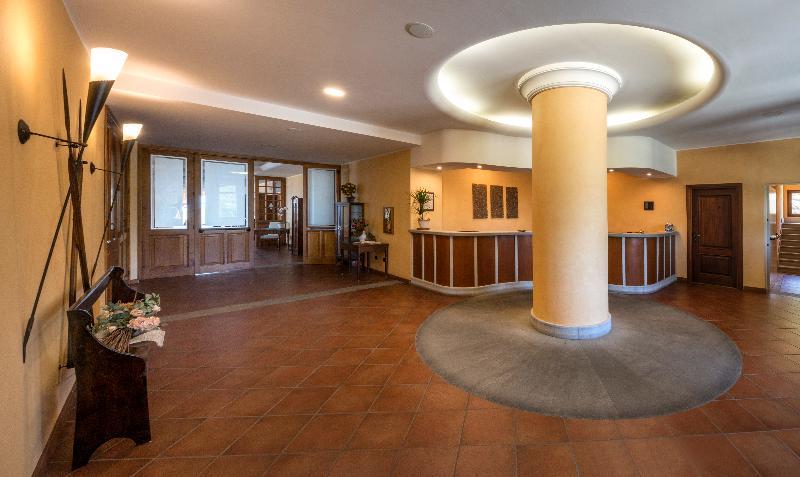 Montalbano Hotel Монтальбано-Эликона Экстерьер фото