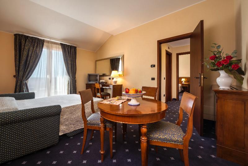 Montalbano Hotel Монтальбано-Эликона Экстерьер фото