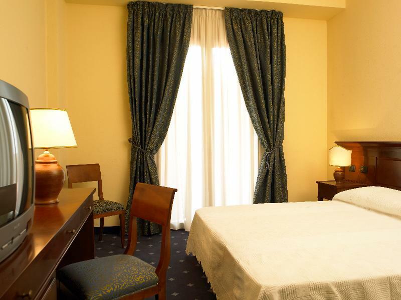 Montalbano Hotel Монтальбано-Эликона Экстерьер фото